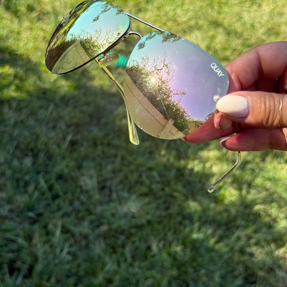 Quay Australia Gold Aviator Sunglasses - Picture 1 of 8